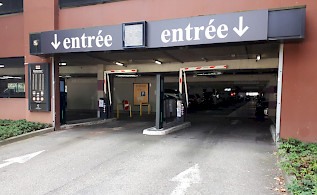 entrata del garage di Docks 76 a Rouen, Francia