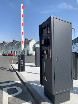 entry of the Ocean Village car park, equipped with HUB parking cashless stations