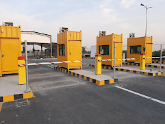 entry lanes at the Lahore airport parking lot