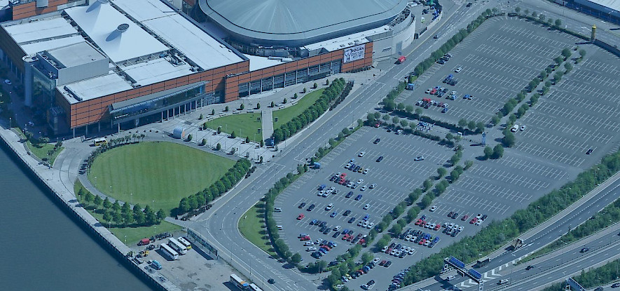 Vista aérea del aparcamiento Odyssey