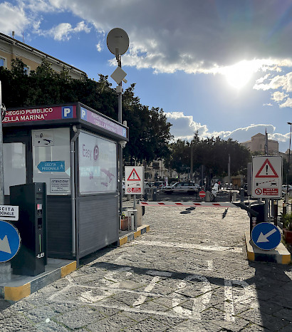 kiosk at parcheggio della Marina, Ortigia