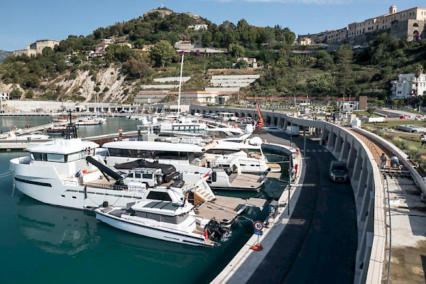 Cala del Forte, Marina